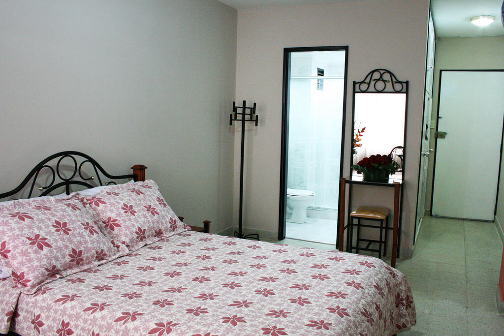 Hotel Normandia Medellín Szoba fotó